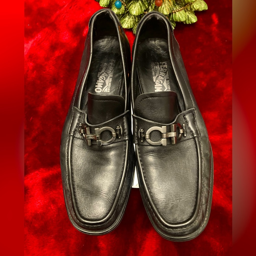 Salvatore Ferragamo Made in Italy. Men Size 10. Pre-owned. Excellent conditions